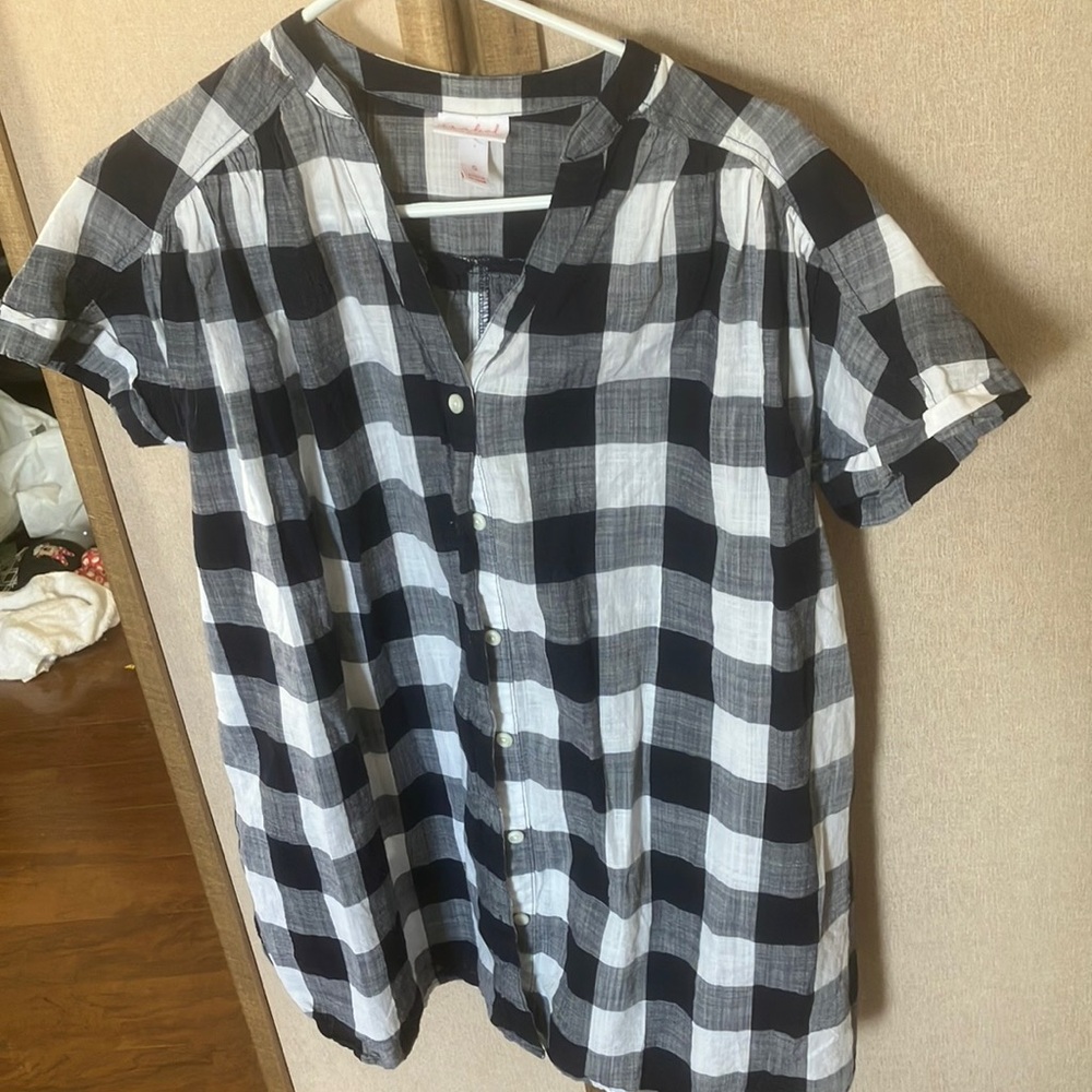 FINAL MARKDOWN Isabel maternity Black and White Checkered top small